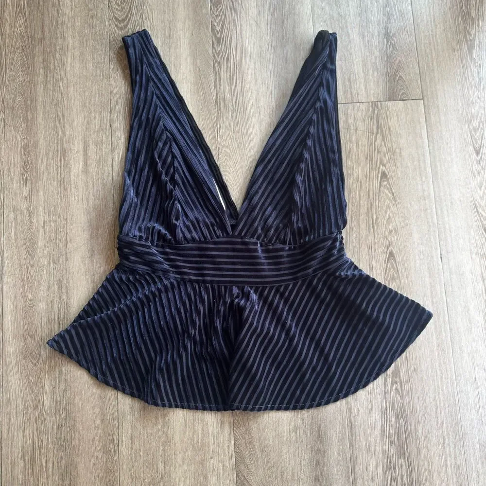 URBAN OUTFITTERS Leora Velvet Plunging Peplum Sexy Boho Top Navy Blue Size M - Picture 4 of 11